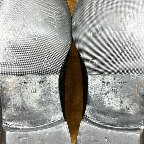 Dolce & Gabbana Point Toe Shoes - Picture 9 of 11